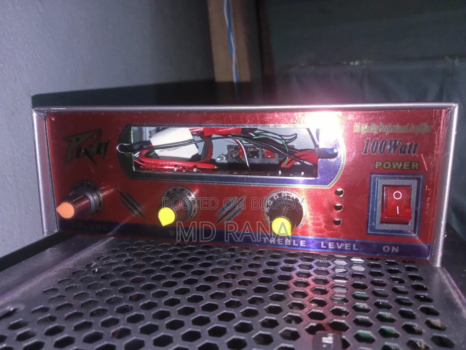 Brand New Amplifier 8-inch Box Playable Come and See
