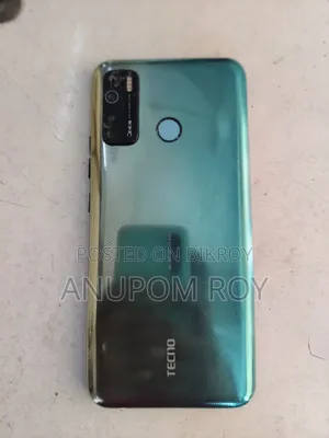 টেকনো ক্যামন ১৫ ৬৪ জিবি