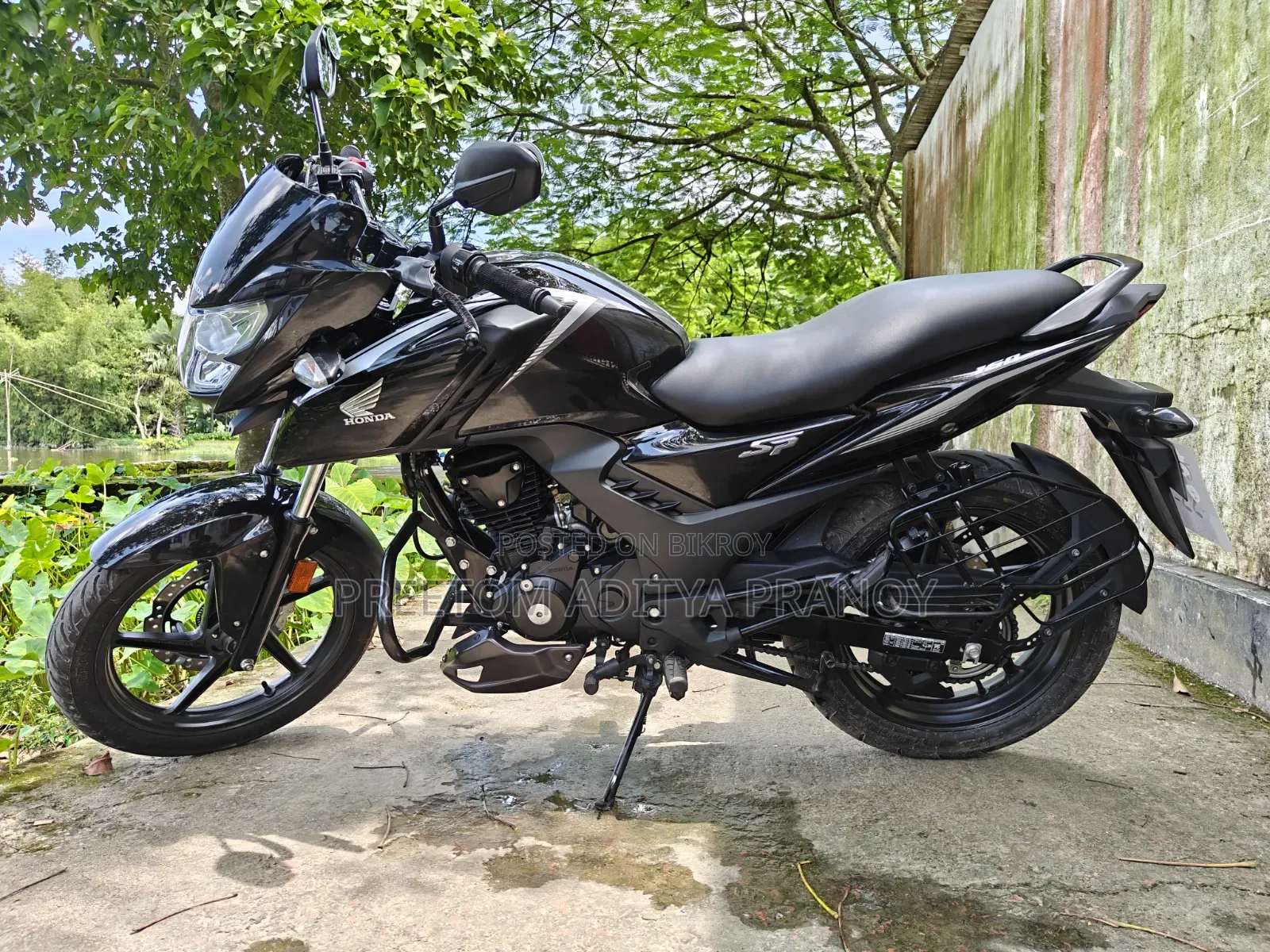 Honda 2025 Black