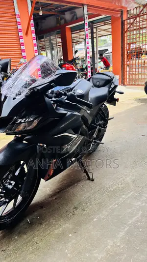 Yamaha R15 V3 2020 Black