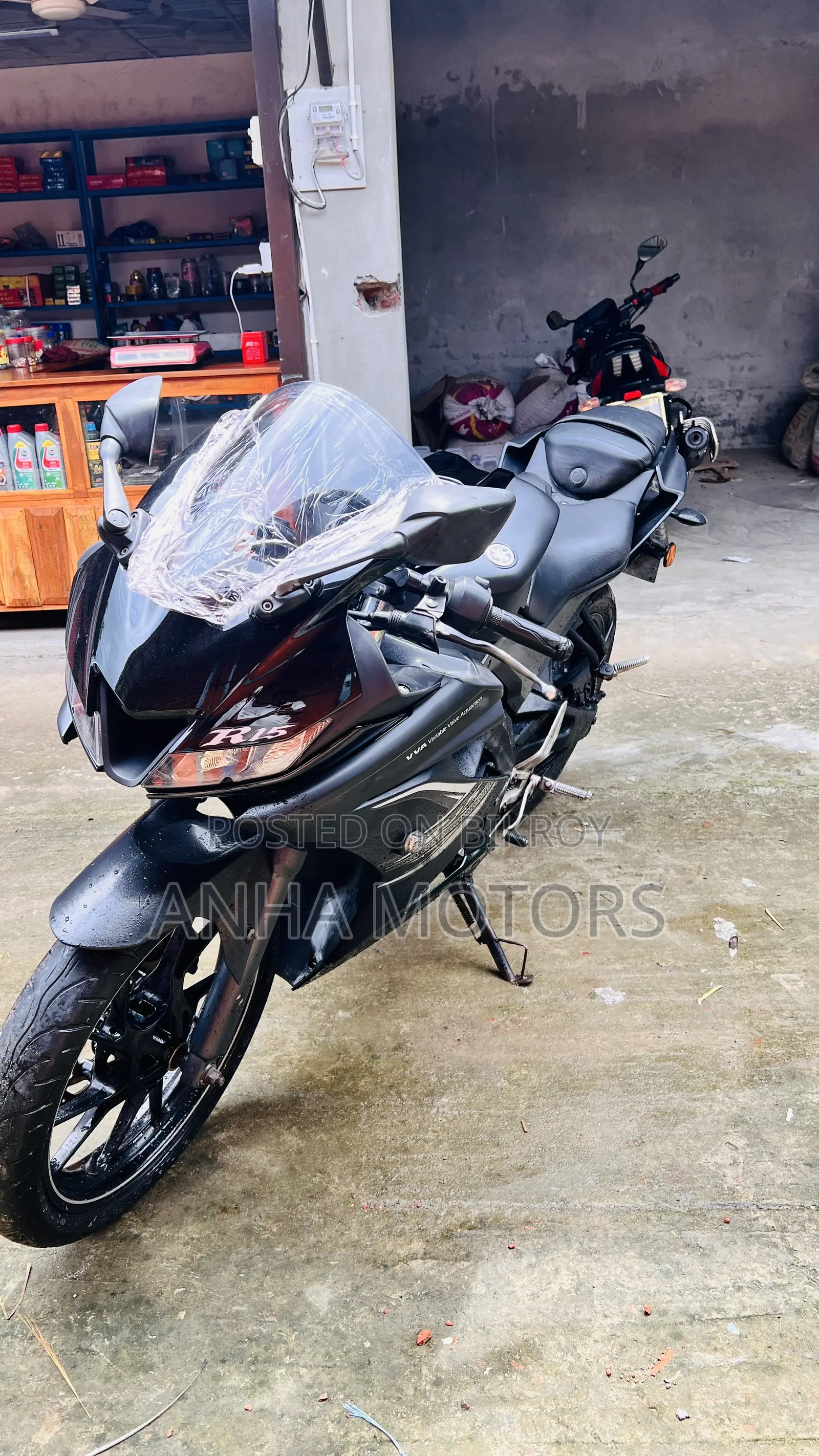 Yamaha R15 V3 2020 Black