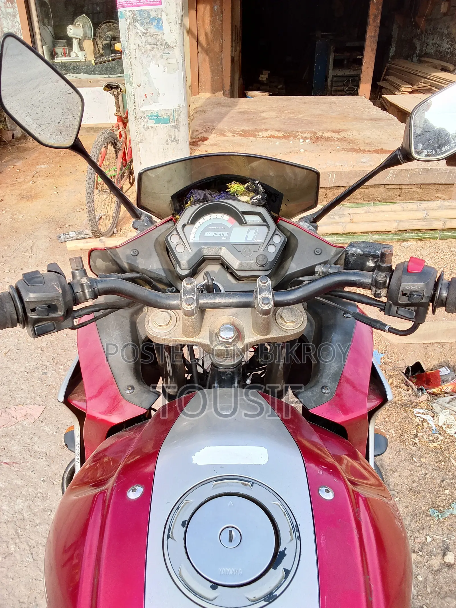 Yamaha Fazer V1 2012 Red