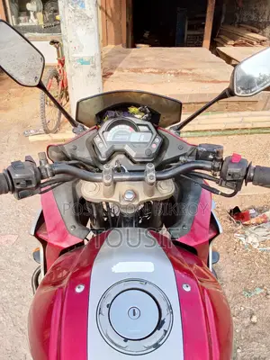 Yamaha Fazer V1 2012 Red