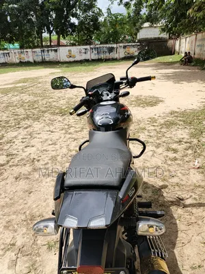 নিউ বাজাজ পালসার ১৫০ ২০২৫ ব্ল্যাক