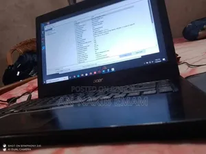 Laptop Acer TravelMate 240 8GB Intel Core I3 SSHD+SSD 512GB