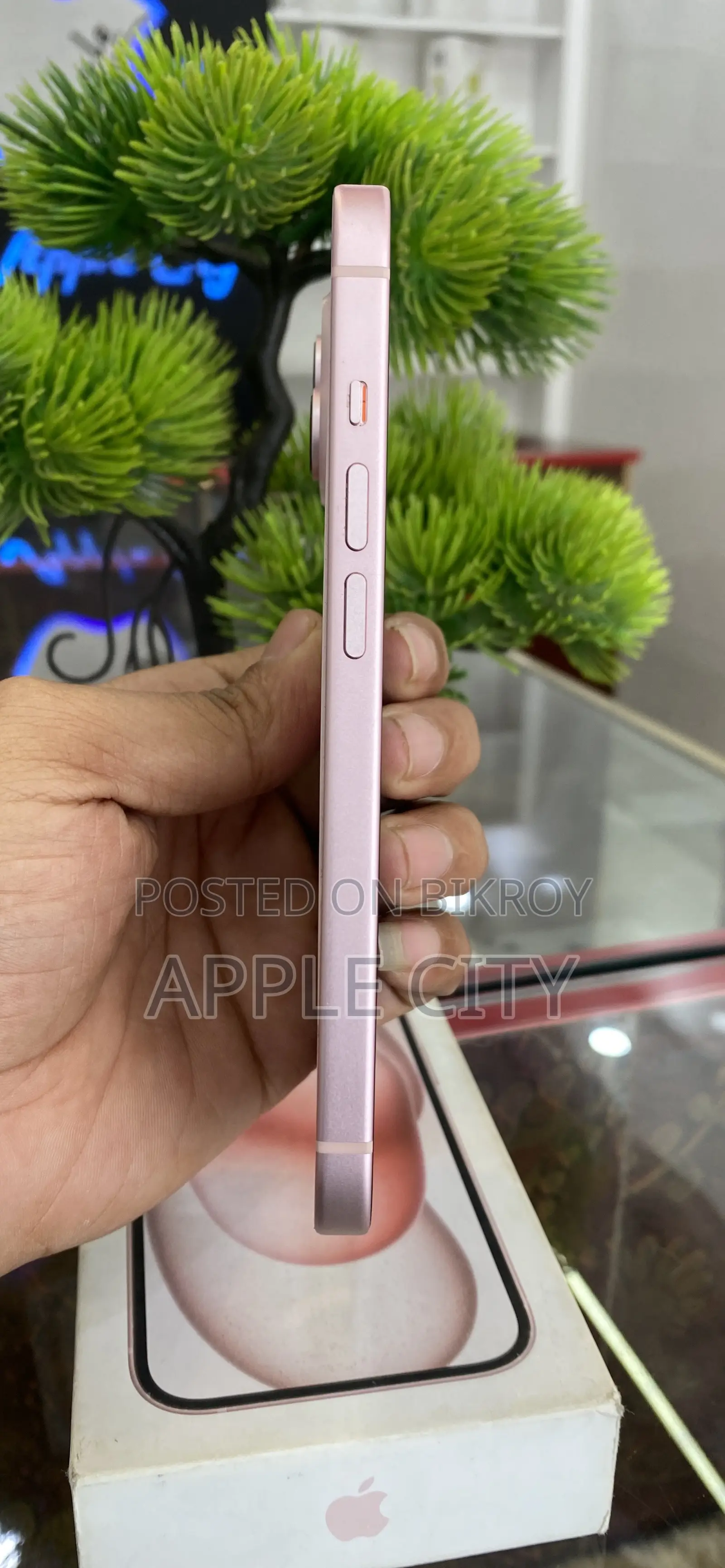 Apple iPhone 15 128 GB Pink