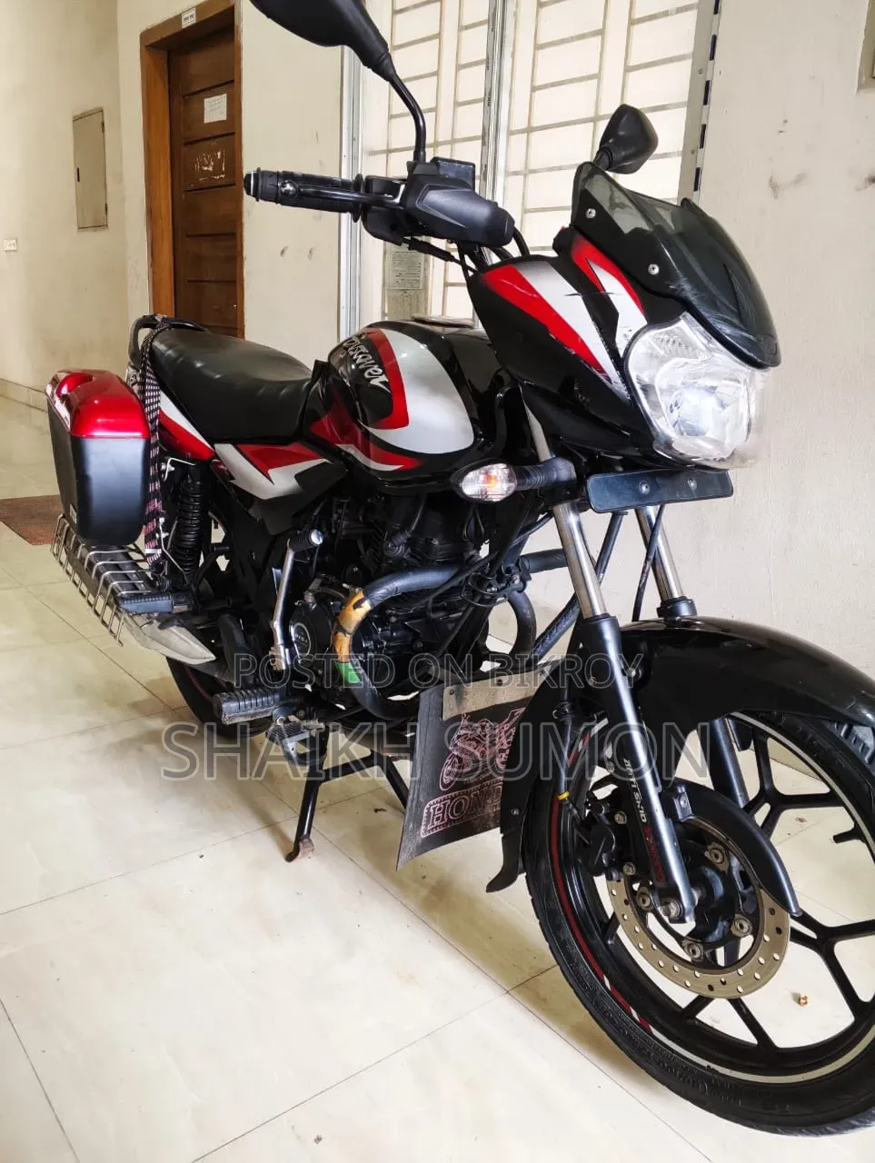 Bajaj Discover 125 2022 Black