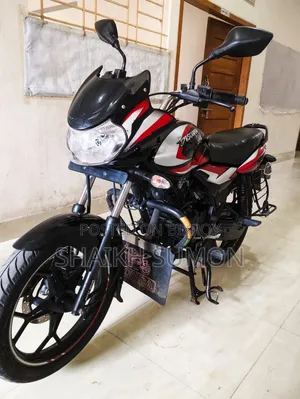 Bajaj Discover 125 2022 Black