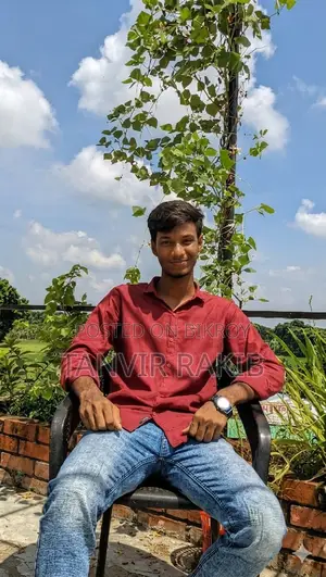 পেজ ই মডারেটরের কাজ খুঁজছি