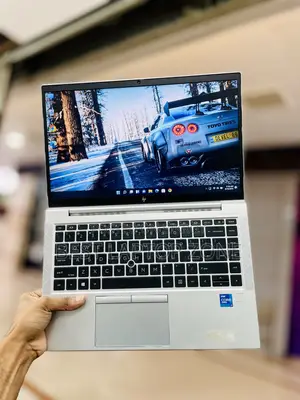 Laptop HP EliteBook 830 G8 16GB Intel Core I7 SSD 512GB