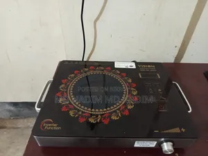 নতুনের মতো চমৎকার বৈদ্যুতিক চুলা।
