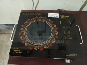 নতুনের মতো চমৎকার বৈদ্যুতিক চুলা।