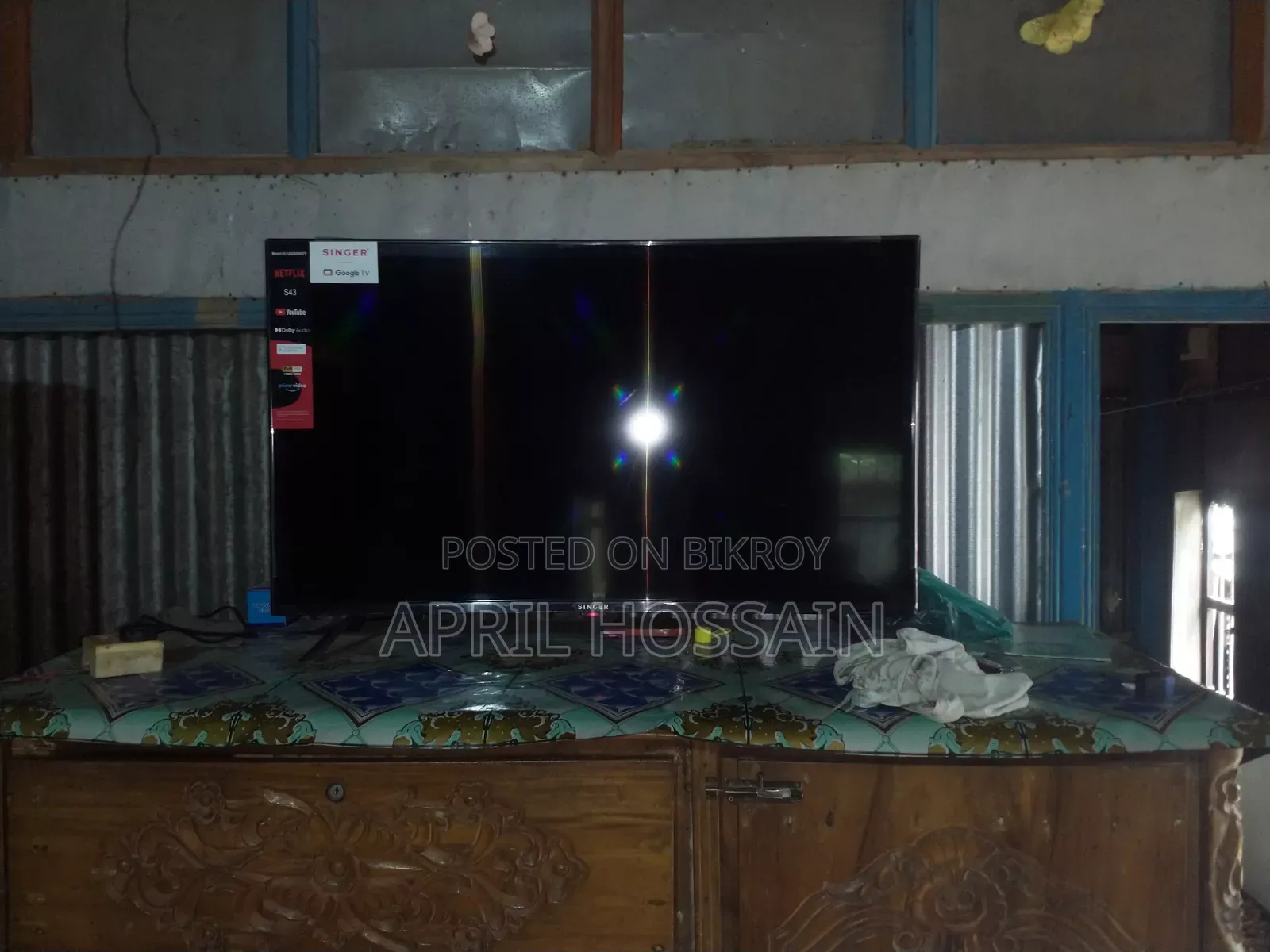 Singer TV 43 inches. Used for 4 months