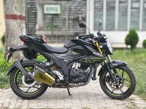 Suzuki Gixxer 2025 Black