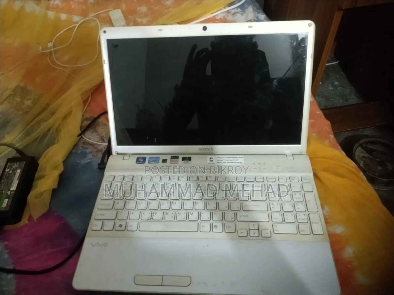 Laptop Sony Vaio 15e F15218sn 4GB Intel Core I3 HDD 500GB