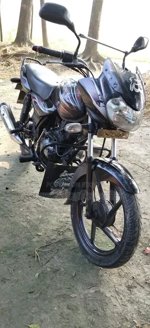 Bajaj Discover 100 2026 Red