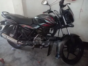 Bajaj Discover 100 2026 Red