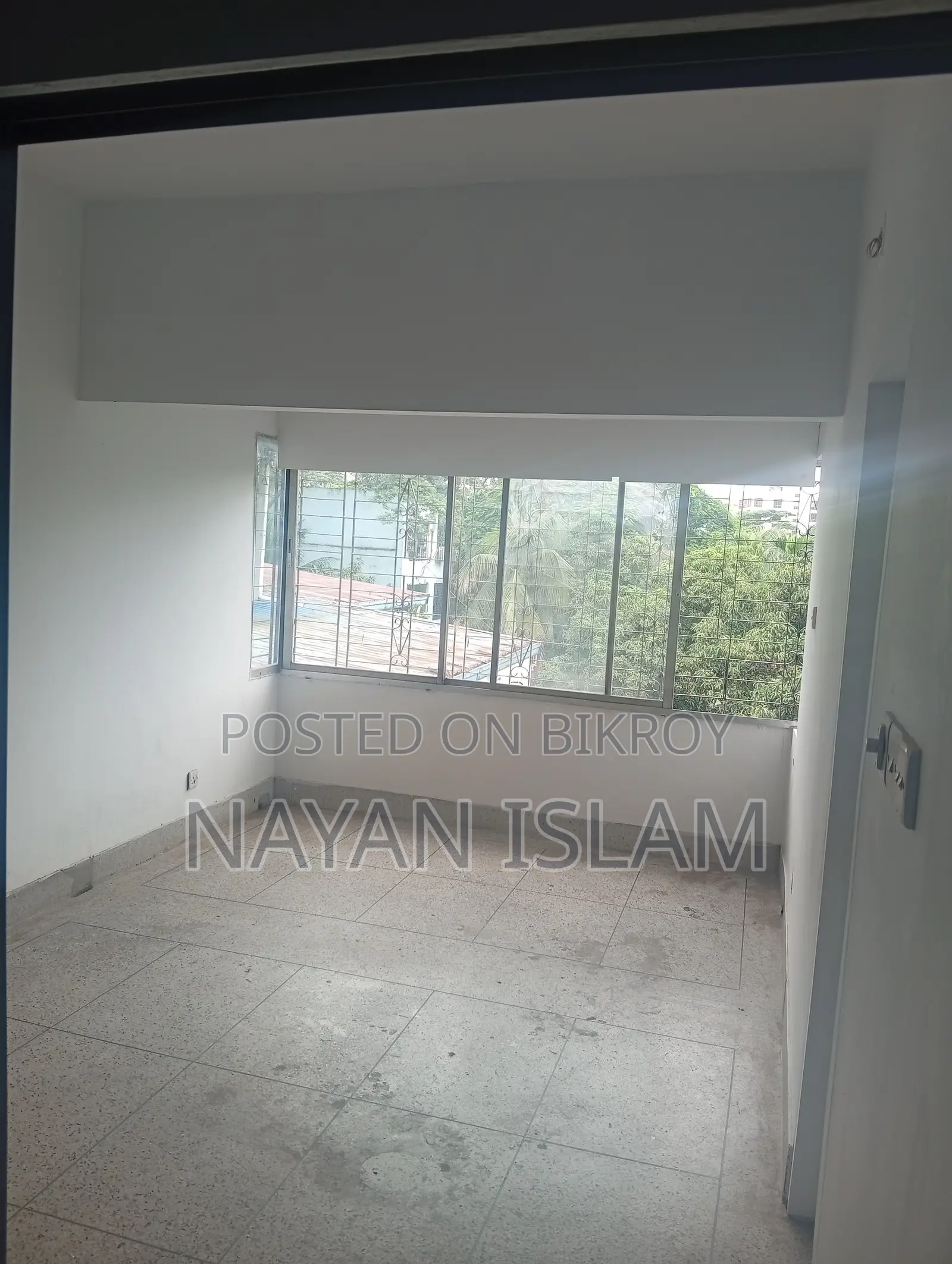 Office Room/Co-working Space Available for Sublet at Road Number 2, Dhanmondi!