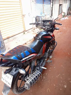 TVS Stryker 125 2017 Red