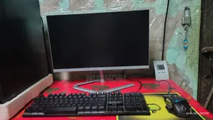 Desktop Computer 8GB Intel Core I5 SSD 250GB