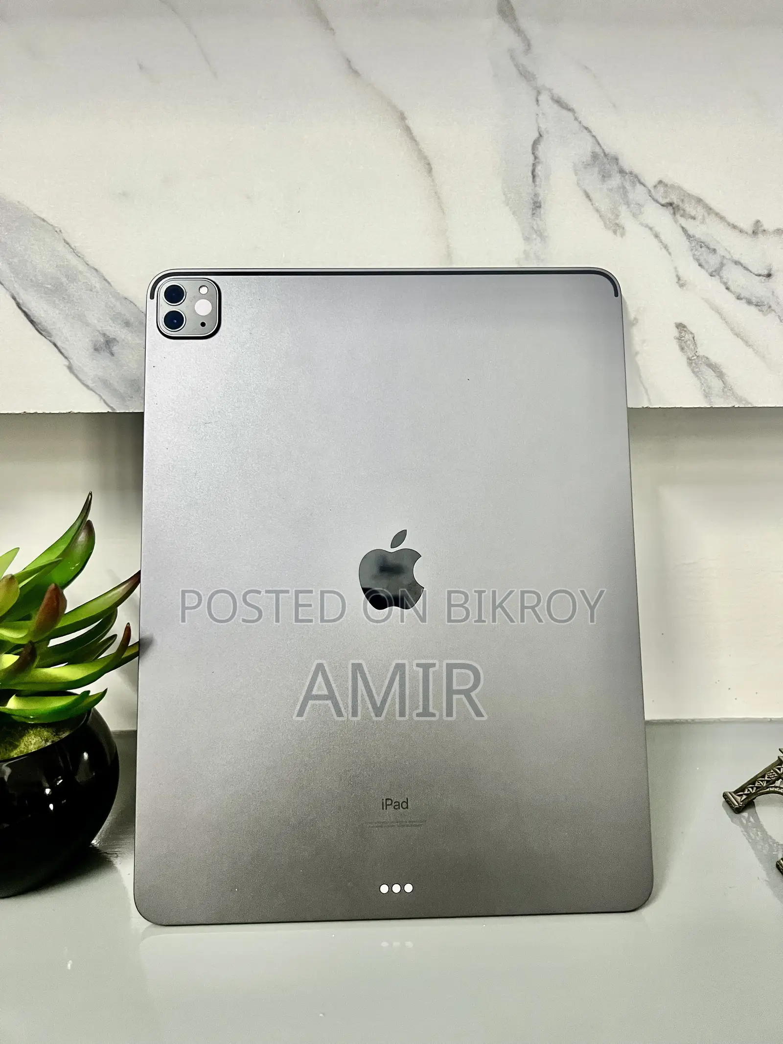 Apple iPad Pro 12.9 (2022) 128 GB Black