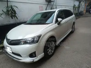 Toyota Corolla Fielder 1.5 Petrol AWD 2013 Pearl