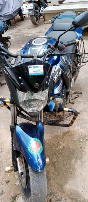 Yamaha FZ 2018 Blue