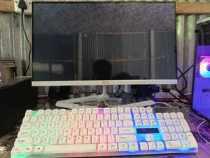 Desktop Computer 8GB Intel Core I5 SSD 128GB
