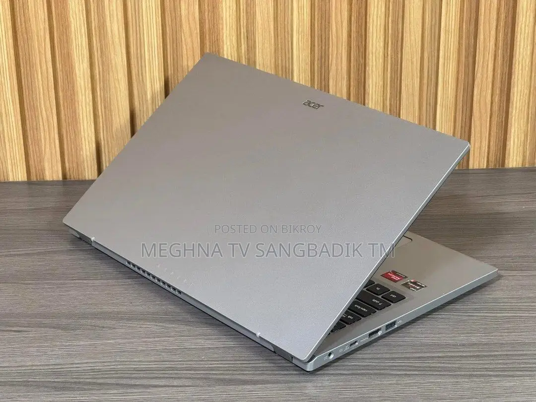 Laptop Acer 3GB Intel SSD 256GB