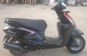 হিরো প্লেজার ২০১৮ কালো