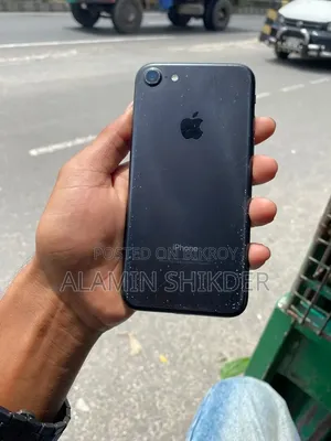 Apple iPhone 7 32 GB Black