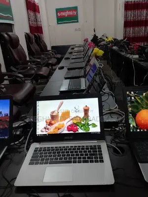 ল্যাপটপ ASUS ৩জিবি রেম ইন্টেল এসএসডি ২৫৬জিবি