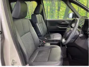 Toyota Voxy 2022 Pearl