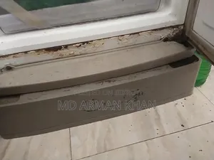 এলজি ২০৮ লিটার রেফ্রিজারেটর বিক্রয়। ব্র্যান্ড: এলজি,