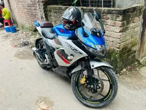 সুজুকি জিক্সার এসএফ ২০২১ ব্লু