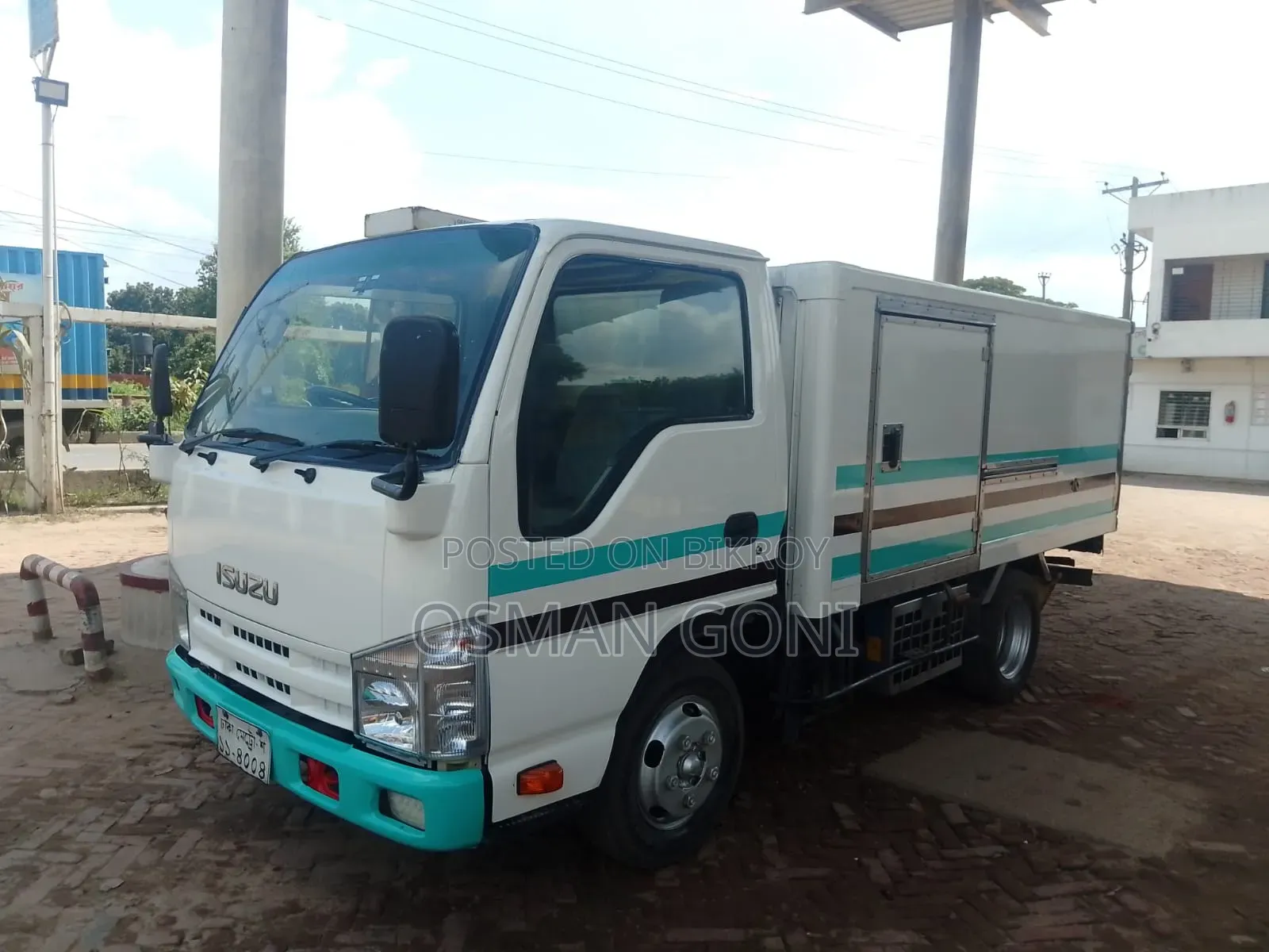 Isuzu Freezer Van