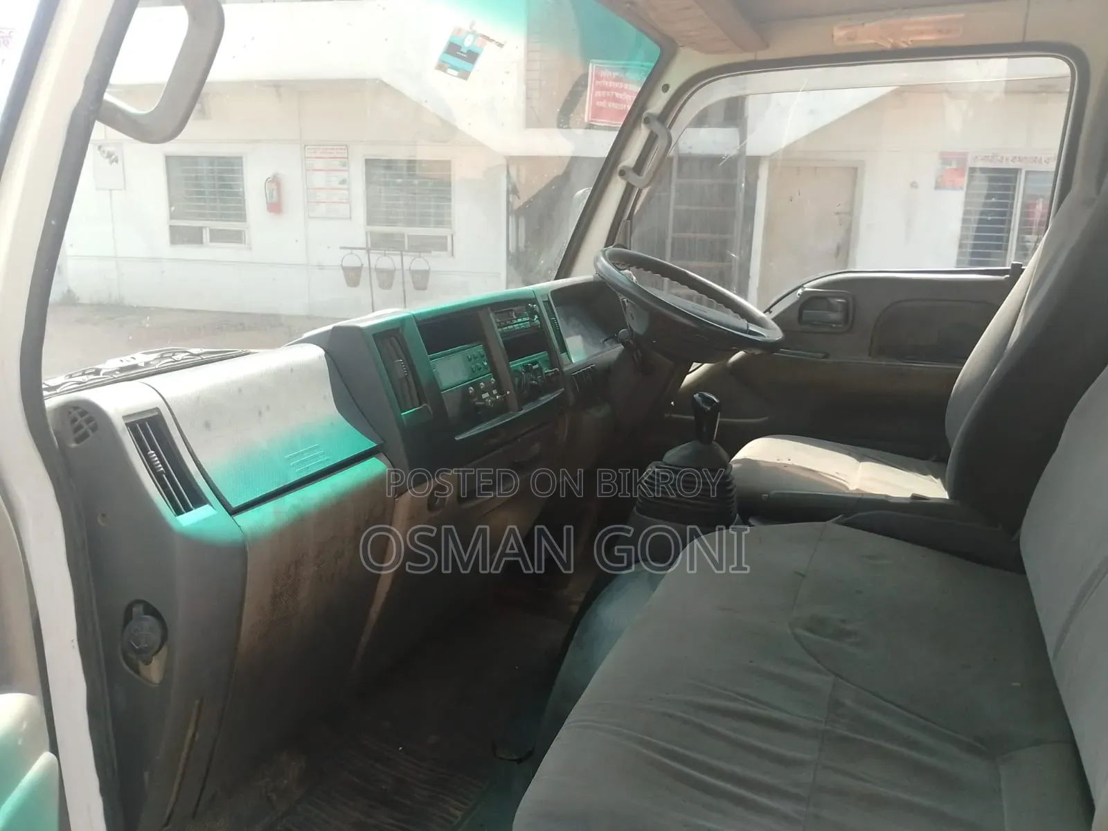 Isuzu Freezer Van