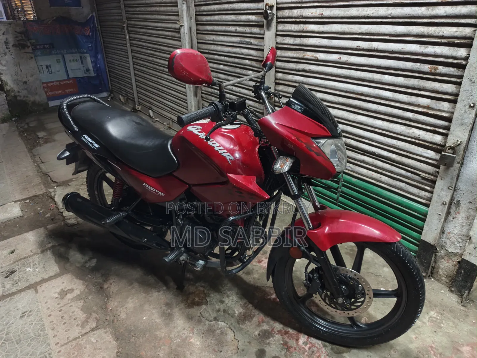 Hero Glamour 2014 Red