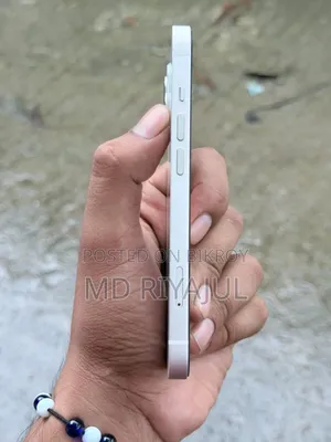 Apple iPhone 13 128 GB White