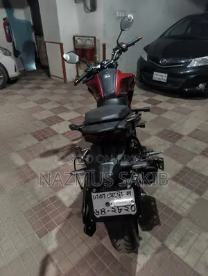 Honda Hornet 2.0 2024 Red