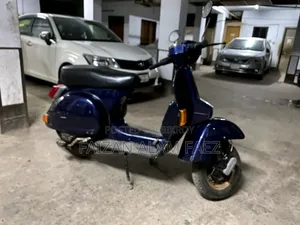 Vespa 150 1987 Blue