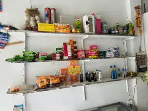 স্টোর ডেকোরেশনস