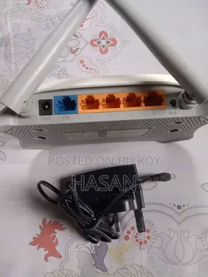 TP-Link WR850N 300Mbps Router.