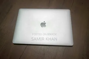 Laptop Apple MacBook Pro 2017 8GB Intel Core i5 SSD 512GB