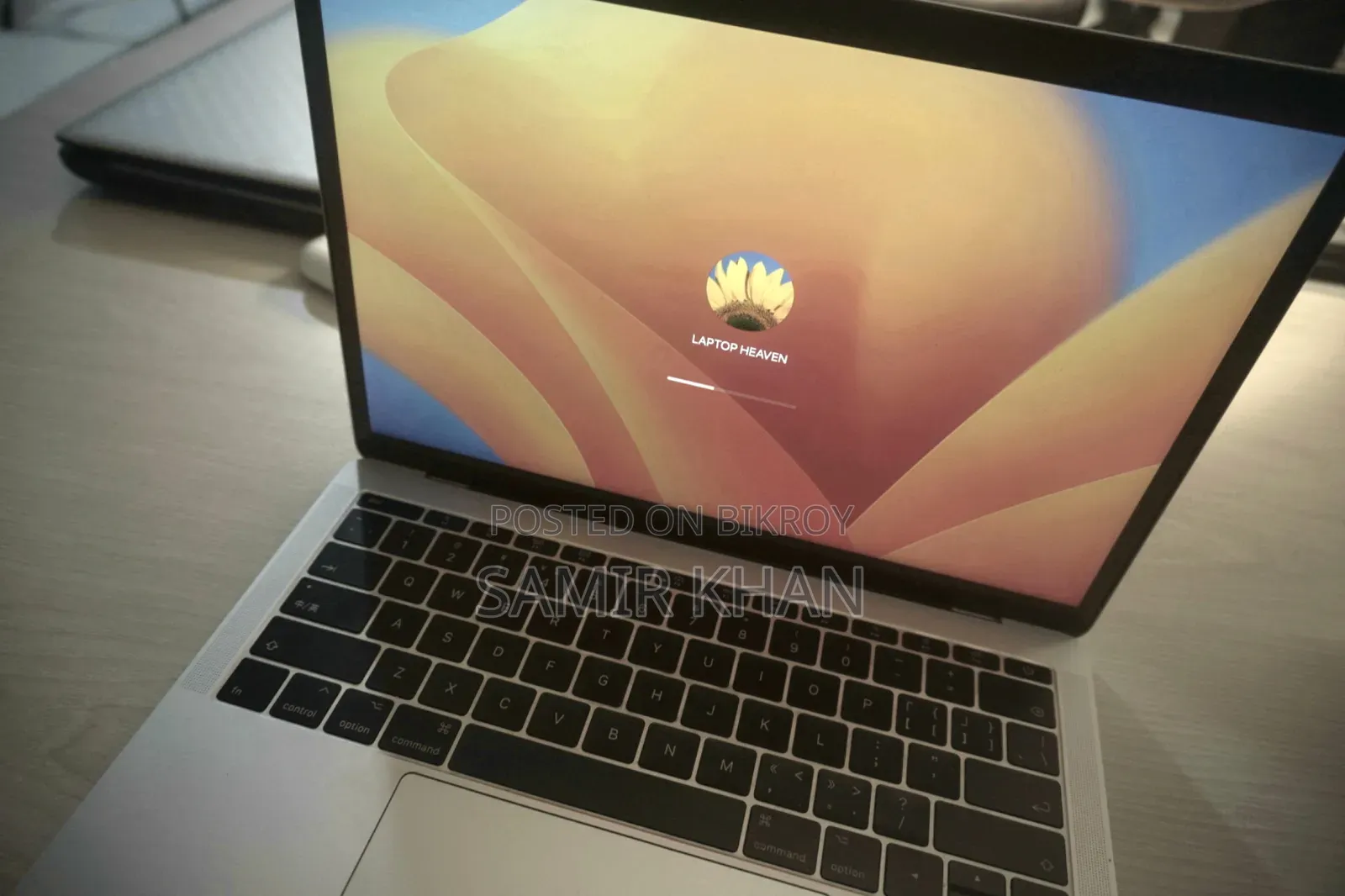 Laptop Apple MacBook Pro 2017 8GB Intel Core i5 SSD 512GB
