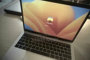 Laptop Apple MacBook Pro 2017 8GB Intel Core i5 SSD 512GB