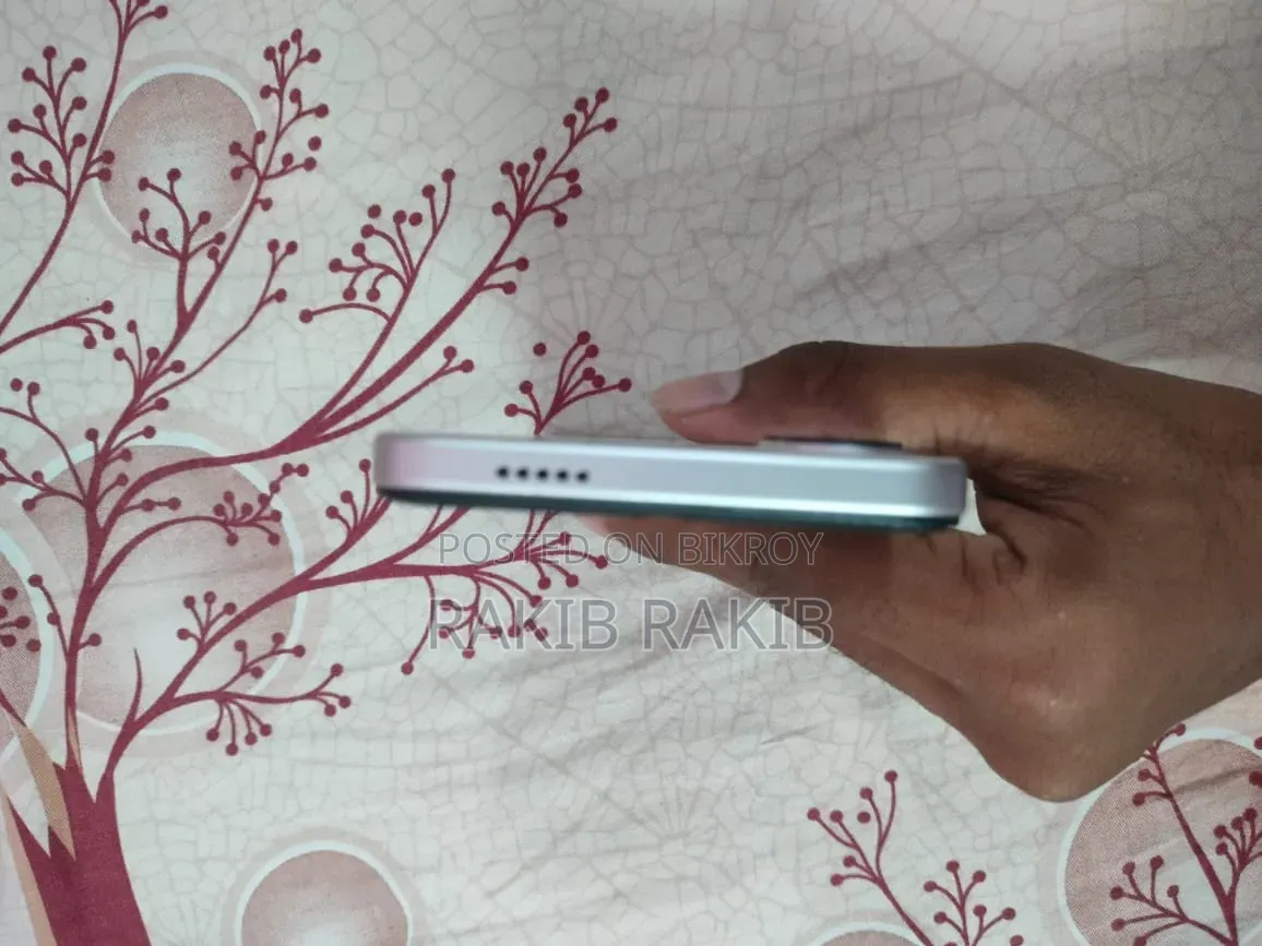 ভিভো ওয়াই০৫ ৬৪ জিবি হোয়াইট