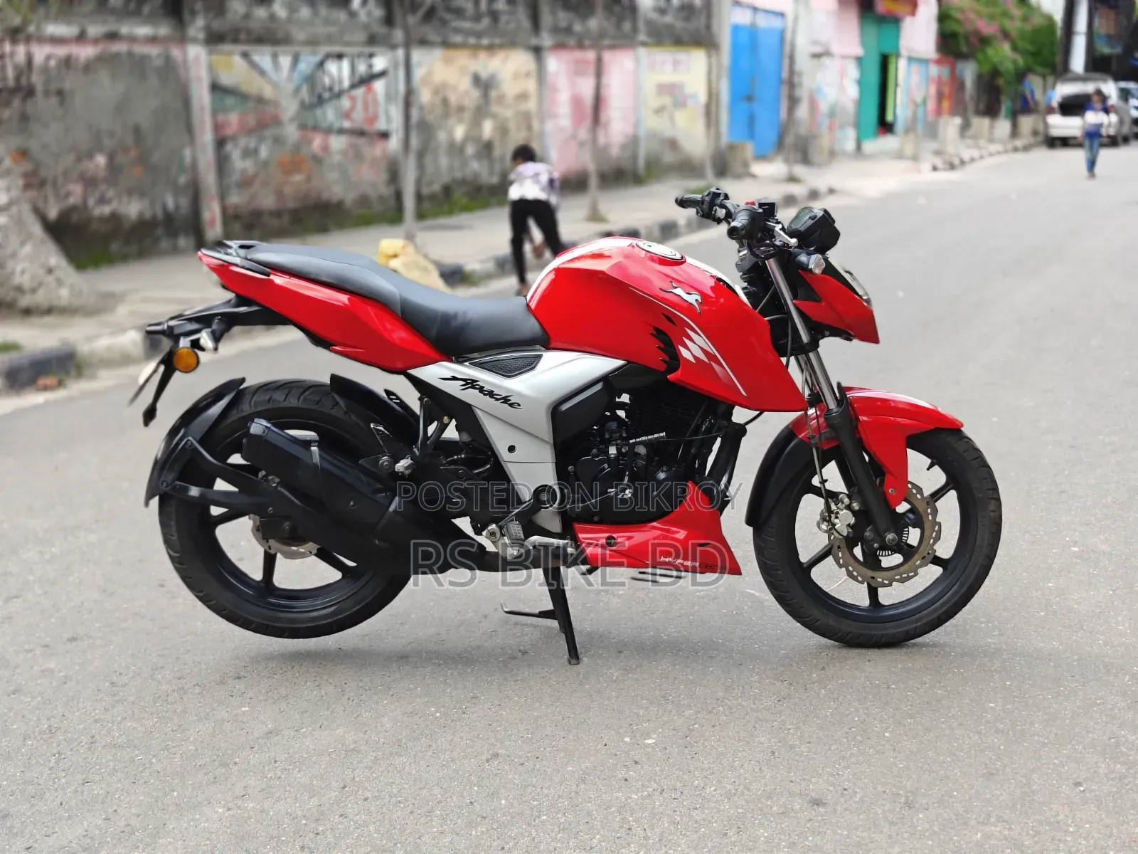 টিভিএস অ্যাপাচে আরটিআর ১৬০ ৪ভি ২০২২ রেড