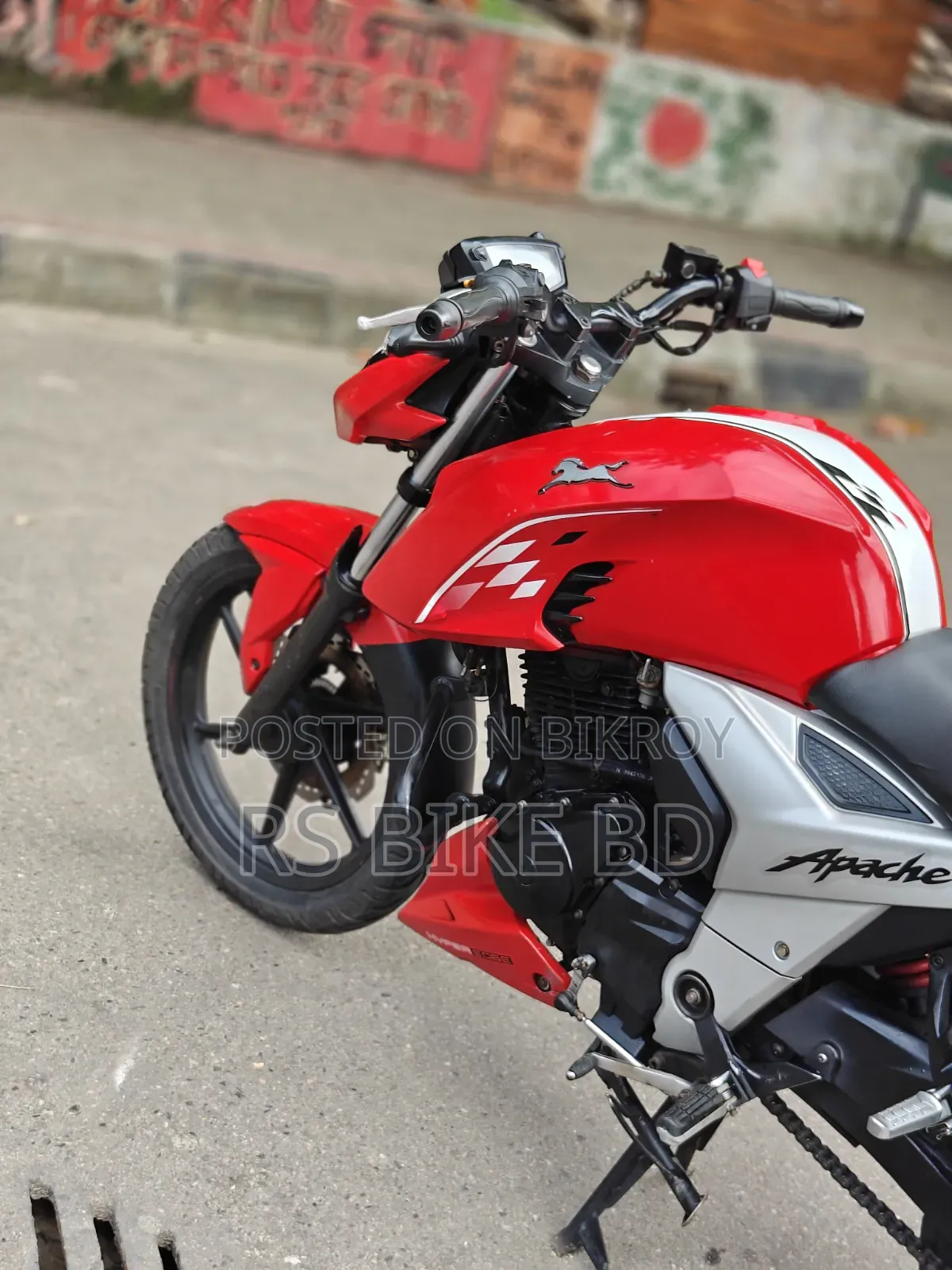 টিভিএস অ্যাপাচে আরটিআর ১৬০ ৪ভি ২০২২ রেড