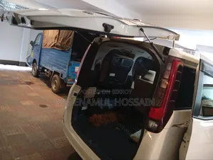 টয়োটা নোয়া ২০১৪ হোয়াইট